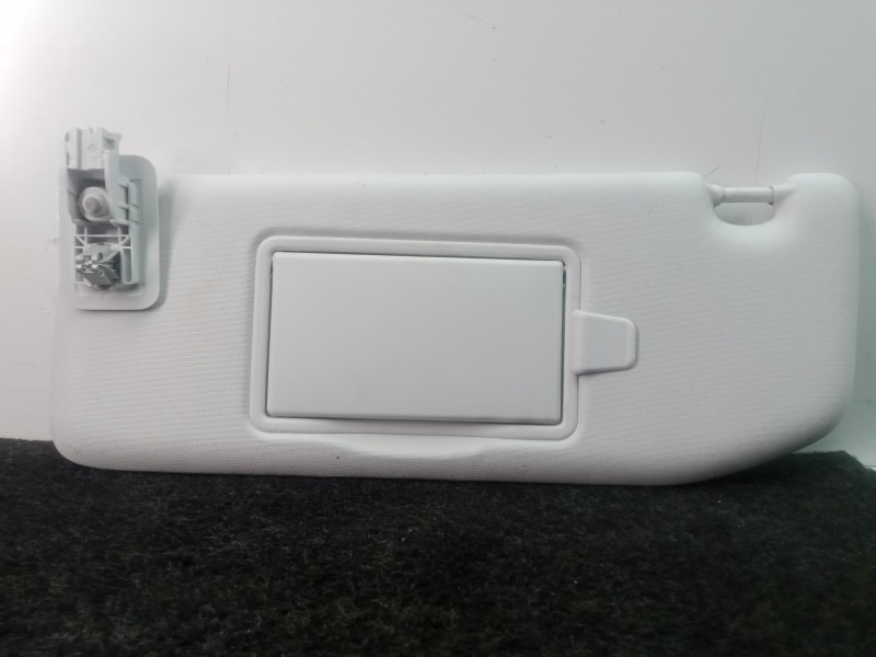 Recambio de parasol izquierdo para peugeot 208 1.2 12v vti referencia OEM IAM   