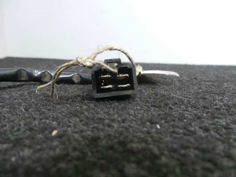 Recambio de mando elevalunas trasero derecho para tata indica 1.4 diesel referencia OEM IAM NOTIENE  4 PINES