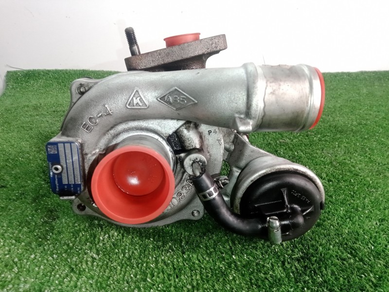 Recambio de turbocompresor para dacia sandero 1.5 dci diesel cat referencia OEM IAM 54359700033-82301868  