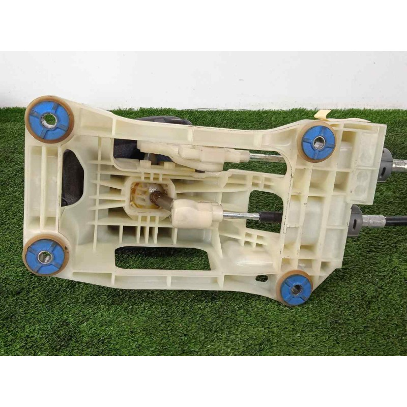 Recambio de palanca cambio para hyundai i30 1.4 cat referencia OEM IAM 437002R010XP-437002R010 CON.VARILLAJE 