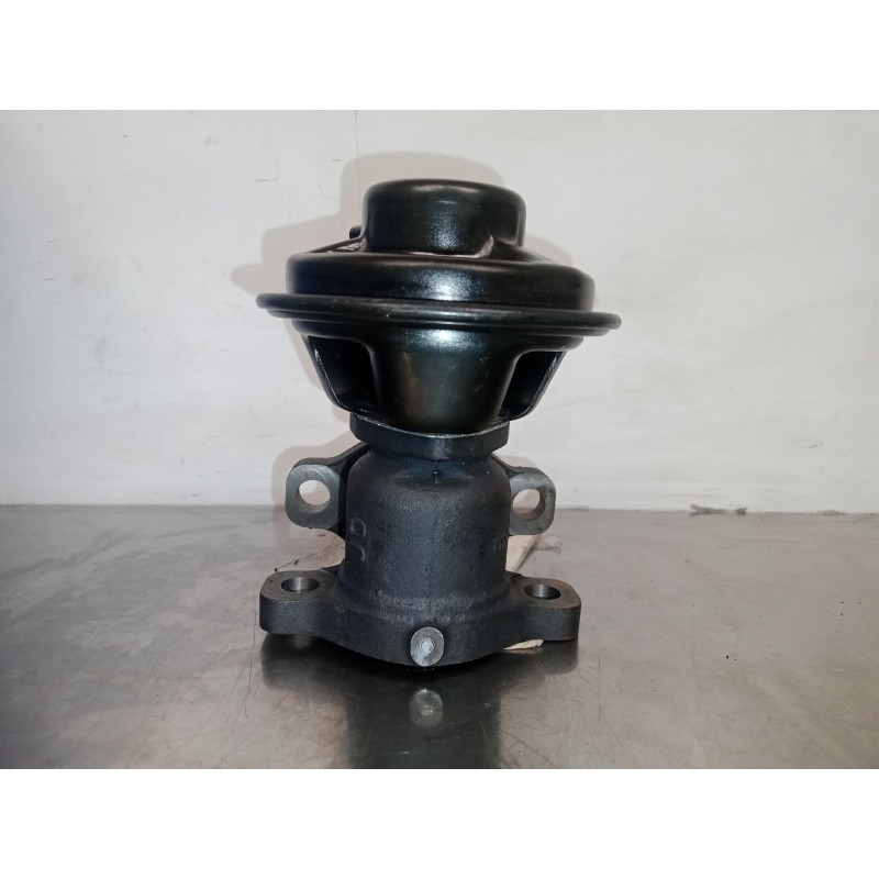 Recambio de valvula egr para hyundai h 1 2.5 crdi cat referencia OEM IAM 4A010  