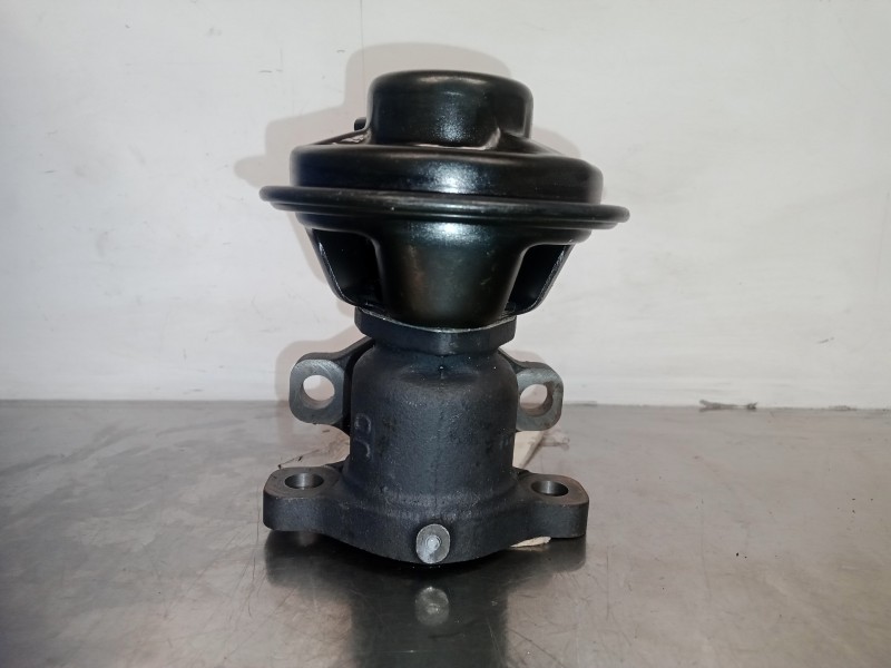 Recambio de valvula egr para hyundai h 1 2.5 crdi cat referencia OEM IAM 4A010  