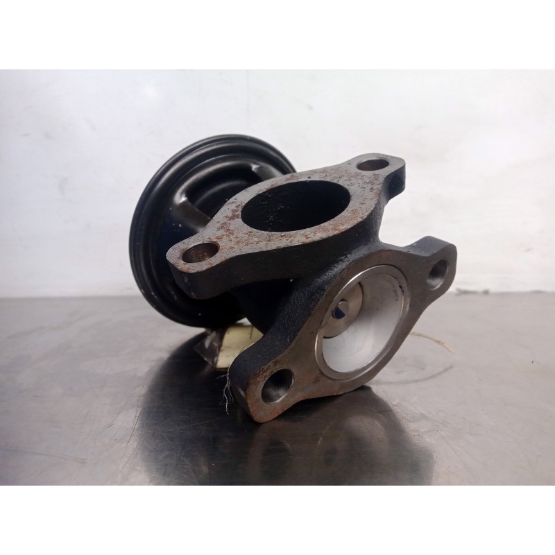 Recambio de valvula egr para hyundai h 1 2.5 crdi cat referencia OEM IAM 4A010  
