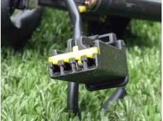 Recambio de mando limpia para hyundai h 1 2.5 turbodiesel referencia OEM IAM   8.PIN 2