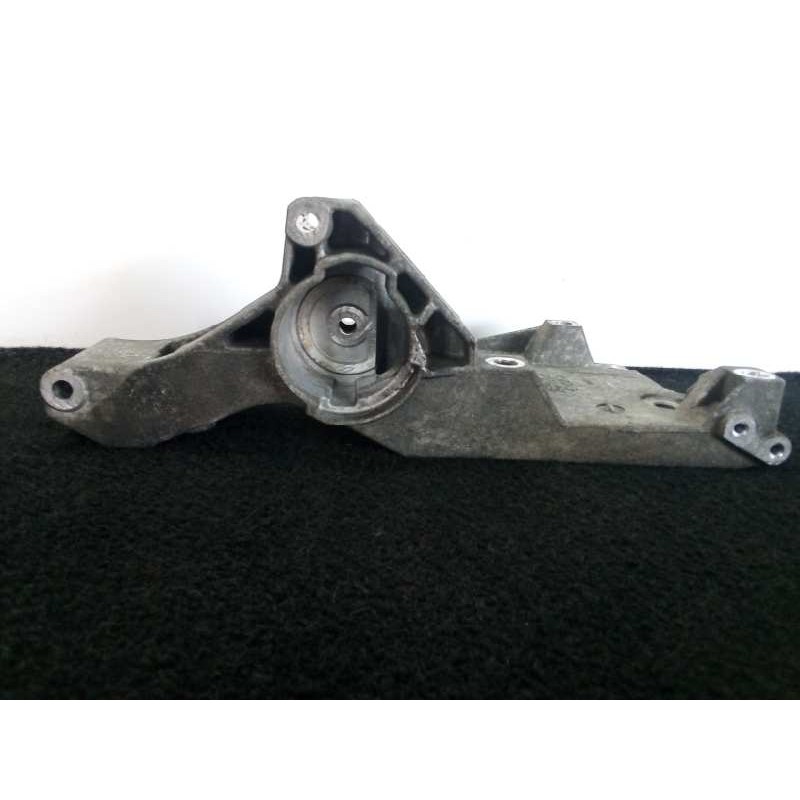 Recambio de soporte alternador para seat ibiza (6l1) 1.9 tdi referencia OEM IAM 038903143AG  
