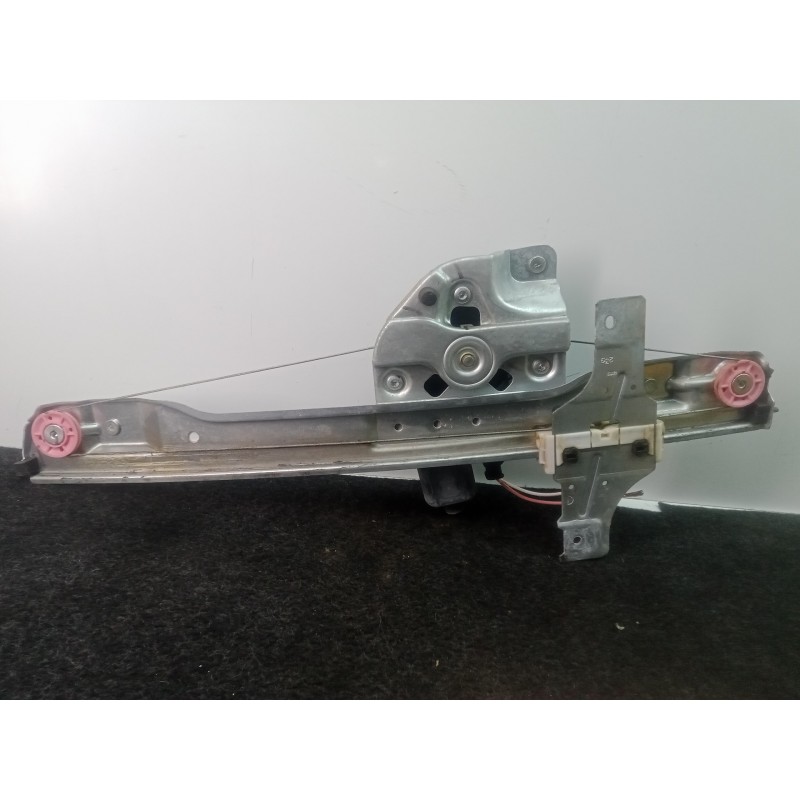 Recambio de elevalunas delantero derecho para peugeot 208 1.2 12v vti referencia OEM IAM 9674254380-0130822702-9673154380  