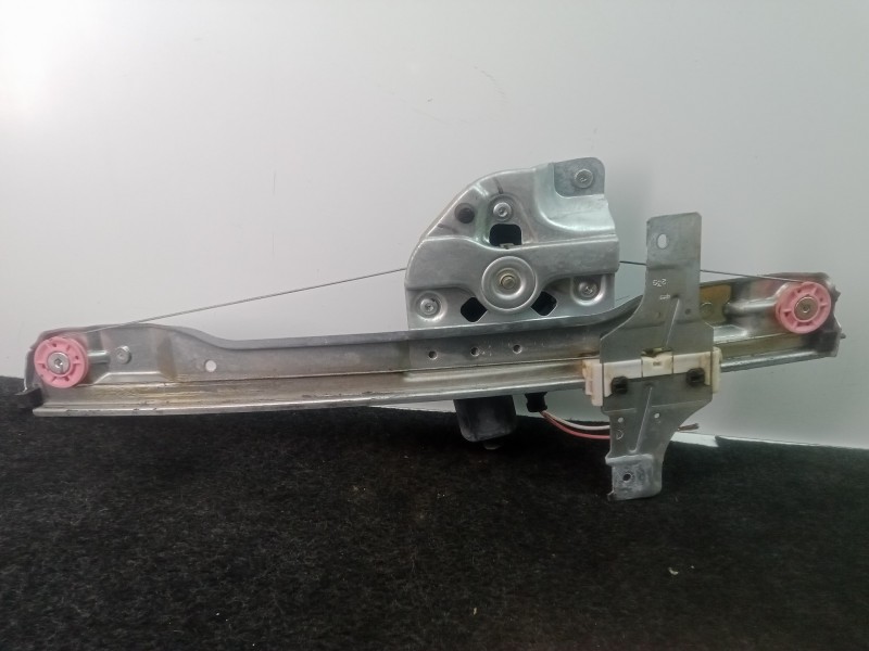 Recambio de elevalunas delantero derecho para peugeot 208 1.2 12v vti referencia OEM IAM 9674254380-0130822702-9673154380  