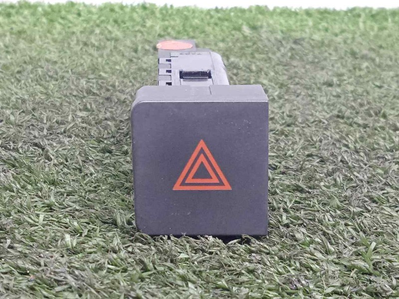 Recambio de warning para chevrolet captiva 2.0 diesel cat referencia OEM IAM 202005304  