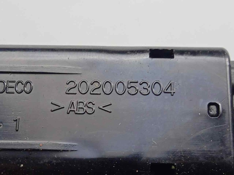 Recambio de warning para chevrolet captiva 2.0 diesel cat referencia OEM IAM 202005304  