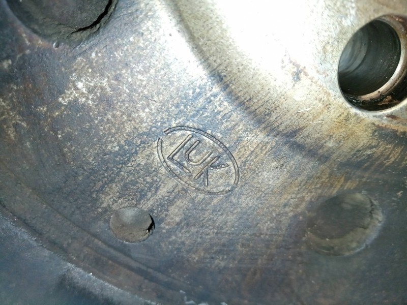 Recambio de volante motor para bmw serie 3 berlina (e36) 1.7 turbodiesel cat referencia OEM IAM 21211223492  