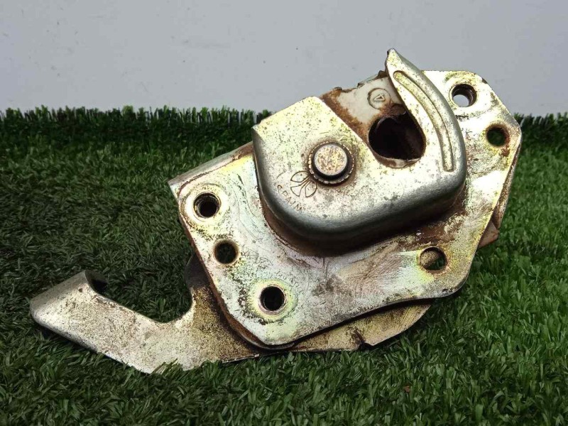 Recambio de cerradura puerta delantera izquierda para seat marbella 0.9 referencia OEM IAM   