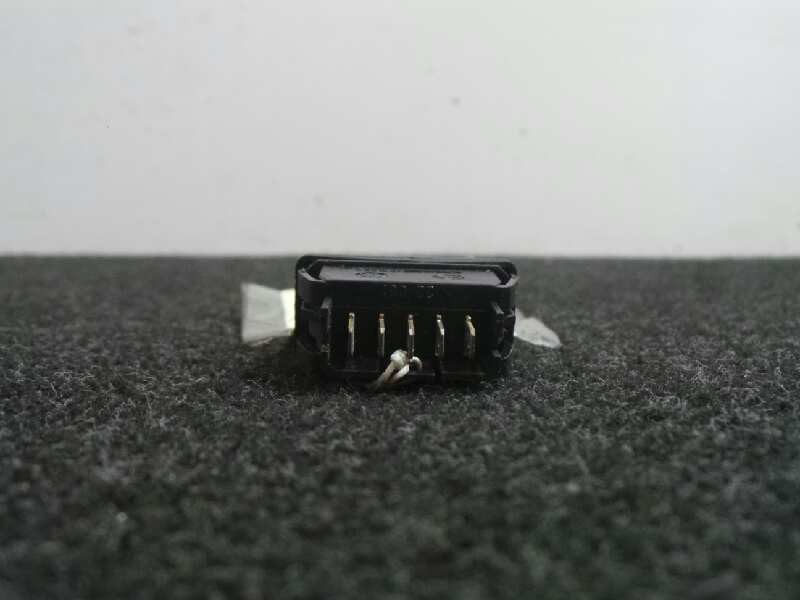 Recambio de mando elevalunas delantero derecho para peugeot 306 berlina 4 puertas (s1) 1.6 referencia OEM IAM   