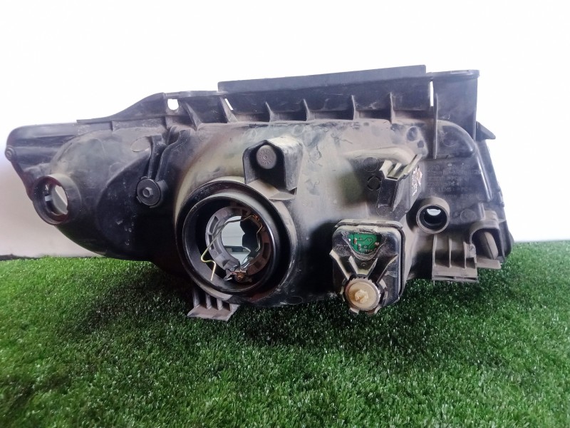 Recambio de faro izquierdo para hyundai matrix (fc) 1.6 gls referencia OEM IAM  01-06 