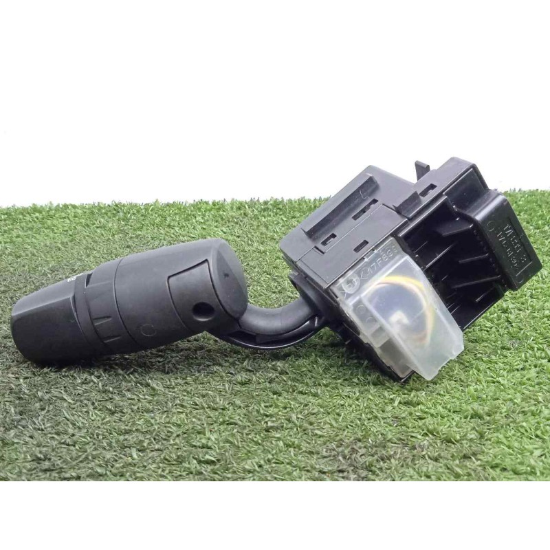 Recambio de mando limpia para mazda 6 kombi ()(.2012) 2.2 turbodiesel cat referencia OEM IAM 17F899  