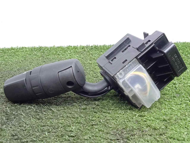 Recambio de mando limpia para mazda 6 kombi ()(.2012) 2.2 turbodiesel cat referencia OEM IAM 17F899  