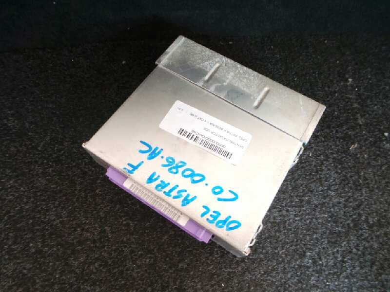 Recambio de centralita motor uce para opel astra f berlina 1.4 cat (l48) referencia OEM IAM 16163719  