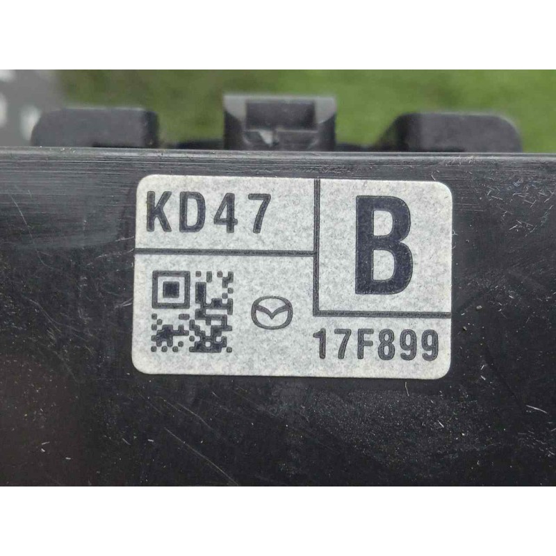 Recambio de mando limpia para mazda 6 kombi ()(.2012) 2.2 turbodiesel cat referencia OEM IAM 17F899  