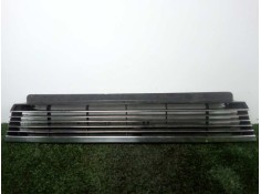 Recambio de rejilla delantera para toyota camry (v20) 2.0 (sv21_) referencia OEM IAM  86-91 CROMADO - NEGRO