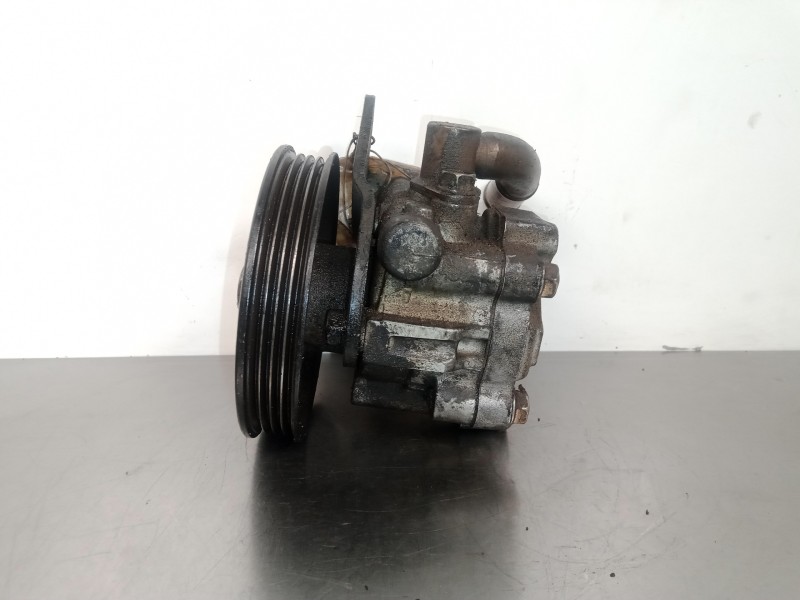 Recambio de bomba direccion para nissan vanette cargo (hc23) 1.6 referencia OEM IAM 51074044  