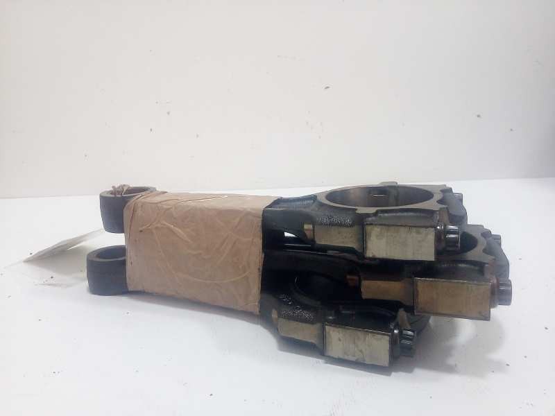 Recambio de biela para mercedes-benz clase m (w163) 2.3 16v cat referencia OEM IAM 104  