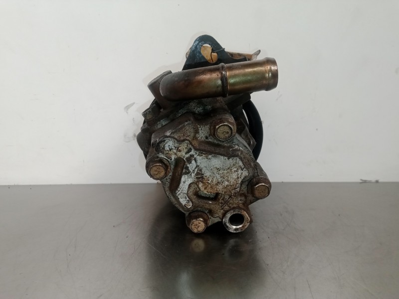 Recambio de bomba direccion para nissan vanette cargo (hc23) 1.6 referencia OEM IAM 51074044  