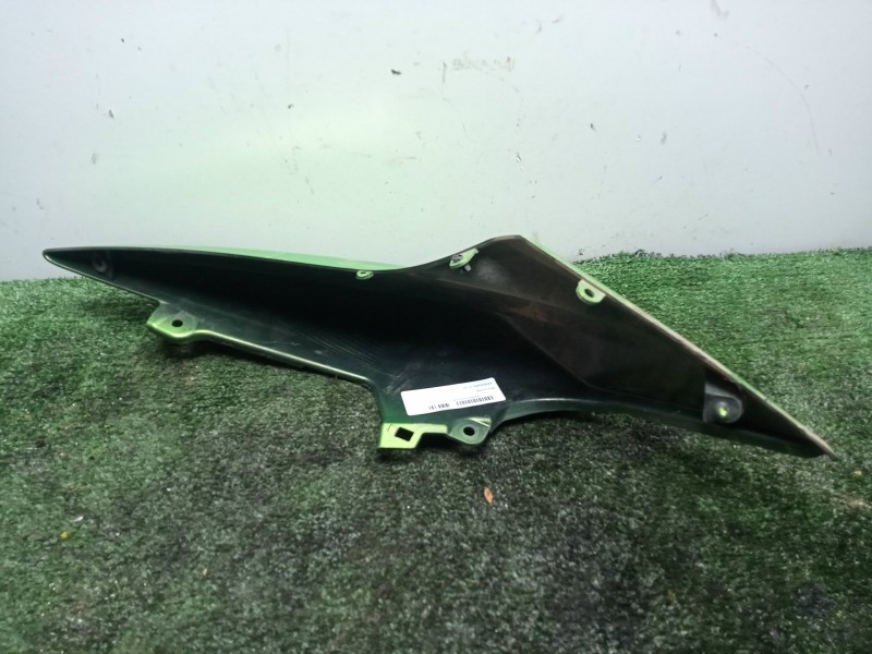 Recambio de moldura para kawasaki z 750 / z 1000 referencia OEM IAM 360400072 DERECHA TAPADERA DERECHA COLIN TRASERO