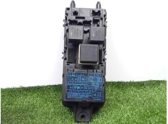Recambio de caja reles / fusibles para mitsubishi space star (dg0) 1.9 di-d cat referencia OEM IAM MB953355-3E200840  