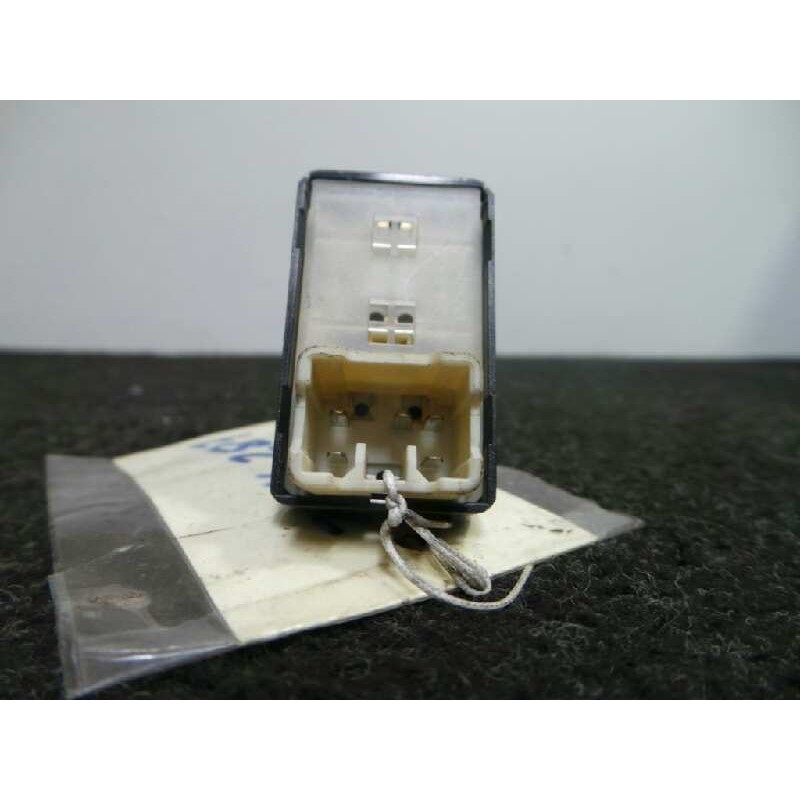 Recambio de mando elevalunas delantero derecho para hyundai accent (lc) 1.3 cat referencia OEM IAM   5 PINES