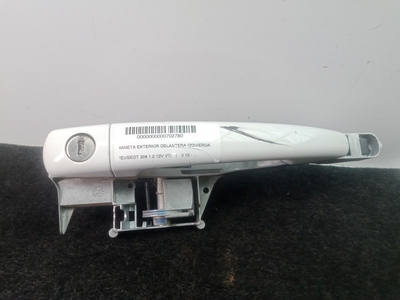 Recambio de maneta exterior delantera izquierda para peugeot 208 1.2 12v vti referencia OEM IAM 9680168680  