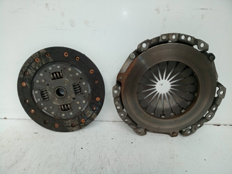 Recambio de kit embrague para mg serie 200 (rf) referencia OEM IAM 320031610-120024610  