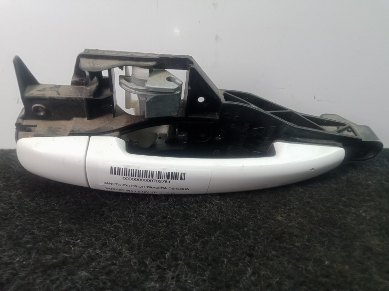 Recambio de maneta exterior trasera derecha para peugeot 208 1.2 12v vti referencia OEM IAM 9672961080  