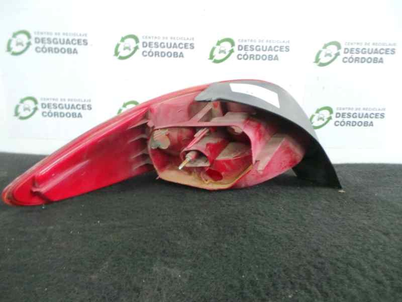 Recambio de piloto trasero derecho para peugeot 206 berlina 1.9 diesel referencia OEM IAM  1.SERIE 