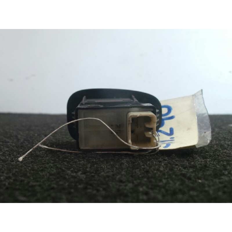 Recambio de mando elevalunas trasero izquierdo para hyundai accent (lc) 1.3 cat referencia OEM IAM   