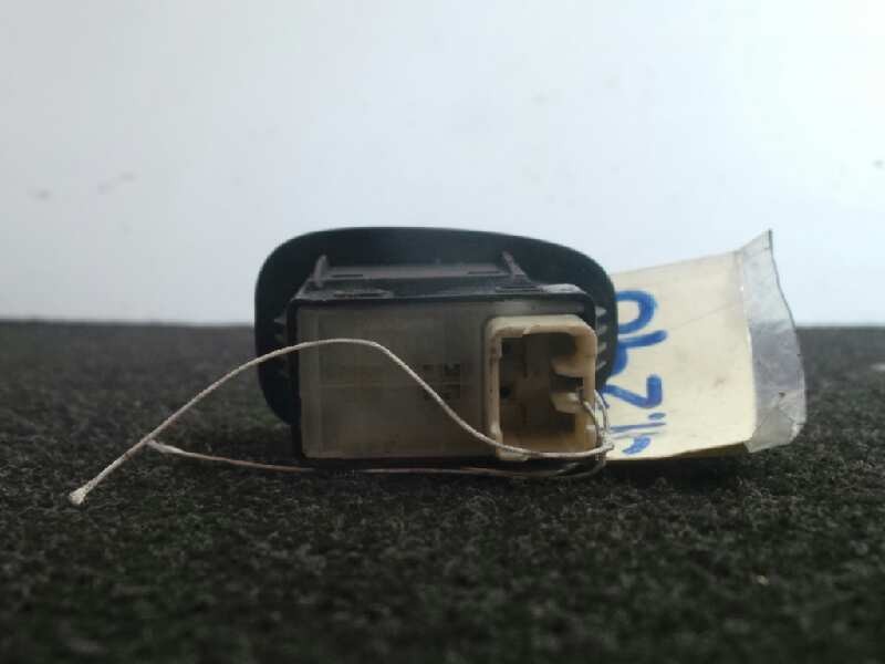 Recambio de mando elevalunas trasero izquierdo para hyundai accent (lc) 1.3 cat referencia OEM IAM   