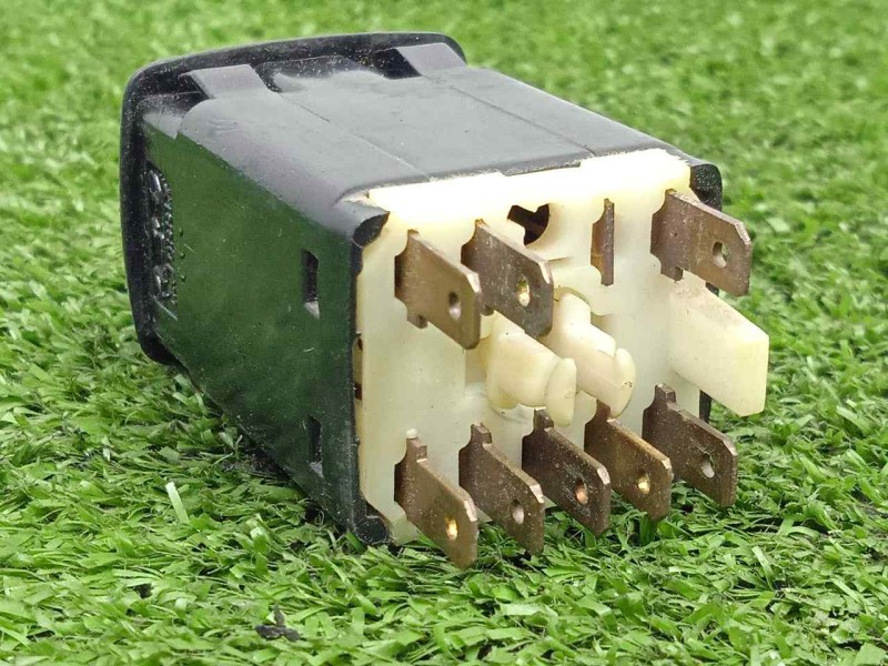 Recambio de warning para peugeot 505 berlina 2.5 turbodiesel referencia OEM IAM SINREFERENCIA  