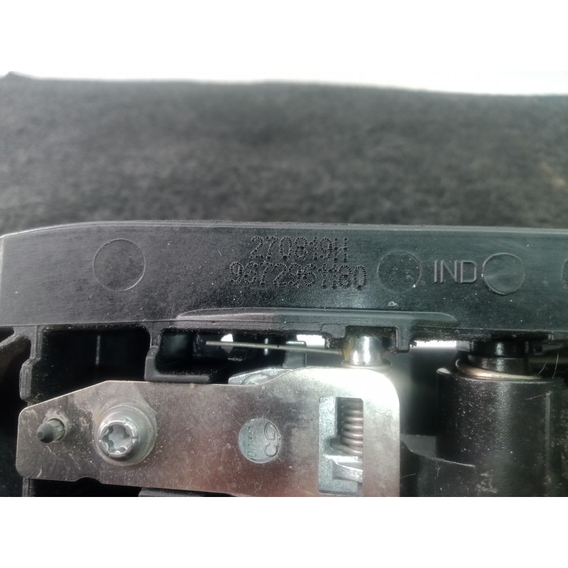 Recambio de maneta exterior trasera izquierda para peugeot 208 1.2 12v vti referencia OEM IAM 9672961180  