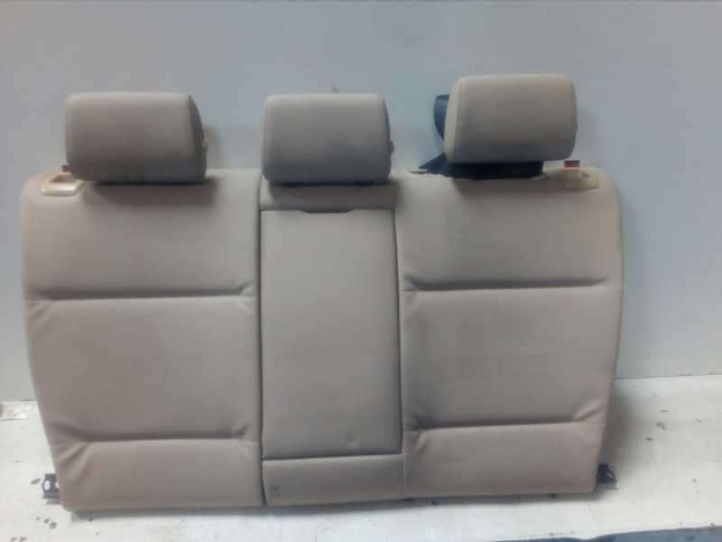 Recambio de asientos traseros para bmw serie 3 touring (e91) 2.0 turbodiesel cat referencia OEM IAM  CUERO BEIGE