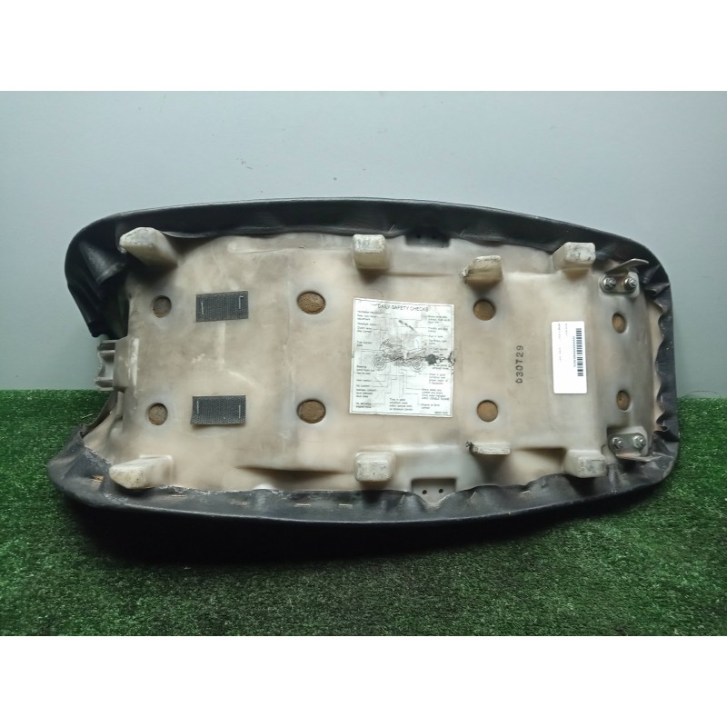 Recambio de asiento para bmw f 650 referencia OEM IAM 52532346277 E169 - ST 