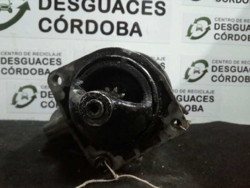 Recambio de motor arranque para peugeot 205 berlina 1.4 referencia OEM IAM 9000333104  BOSCH