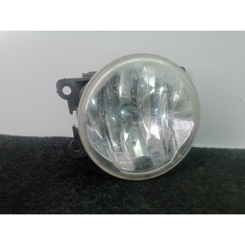 Recambio de faro antiniebla izquierdo para peugeot 208 1.2 12v vti referencia OEM IAM 9675450980-11417682  