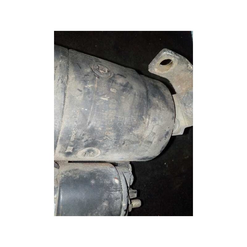 Recambio de motor arranque para peugeot 205 berlina 1.4 referencia OEM IAM 9000333104  BOSCH