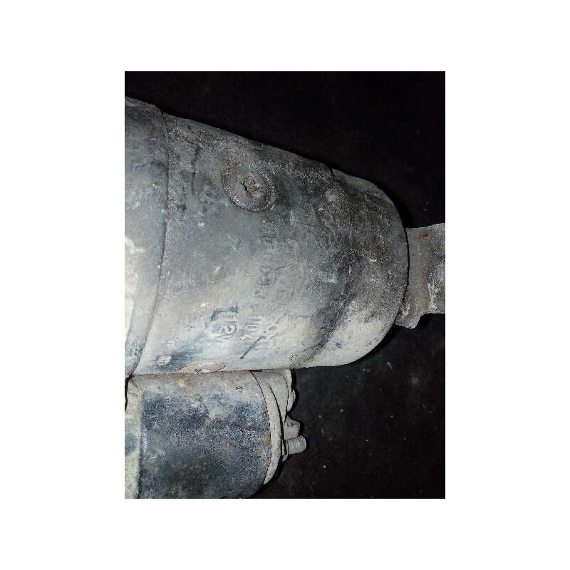 Recambio de motor arranque para peugeot 205 berlina 1.4 referencia OEM IAM 9000333104  BOSCH