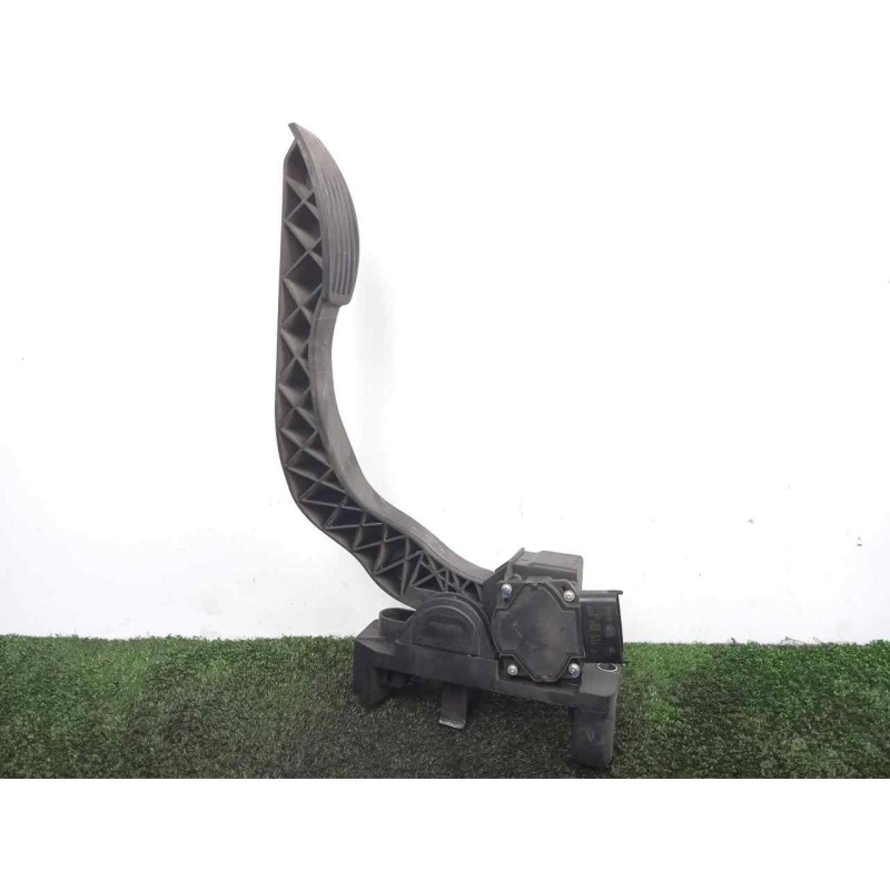 Recambio de potenciometro pedal para iveco daily pr 2.3 diesel cat referencia OEM IAM 0281002632-504061734  