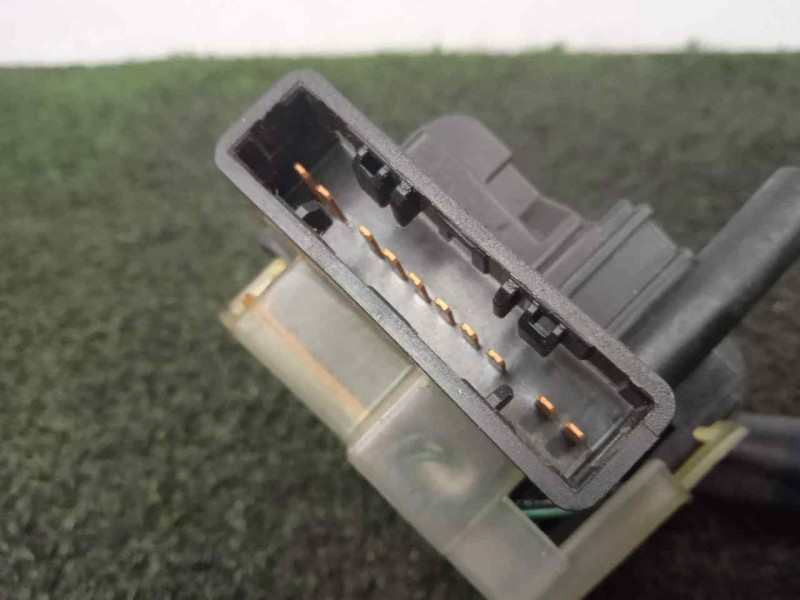 Recambio de mando limpia para kia picanto 1.1 cat referencia OEM IAM 75733A 10.PIN LIMPIA TRASERO