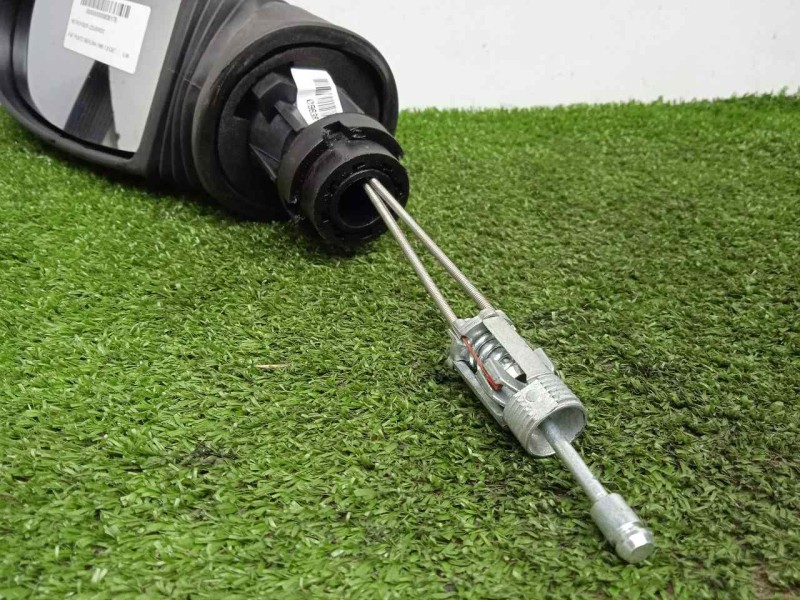 Recambio de retrovisor izquierdo para fiat punto berlina (188) 1.2 cat referencia OEM IAM  MANUAL NEGRO