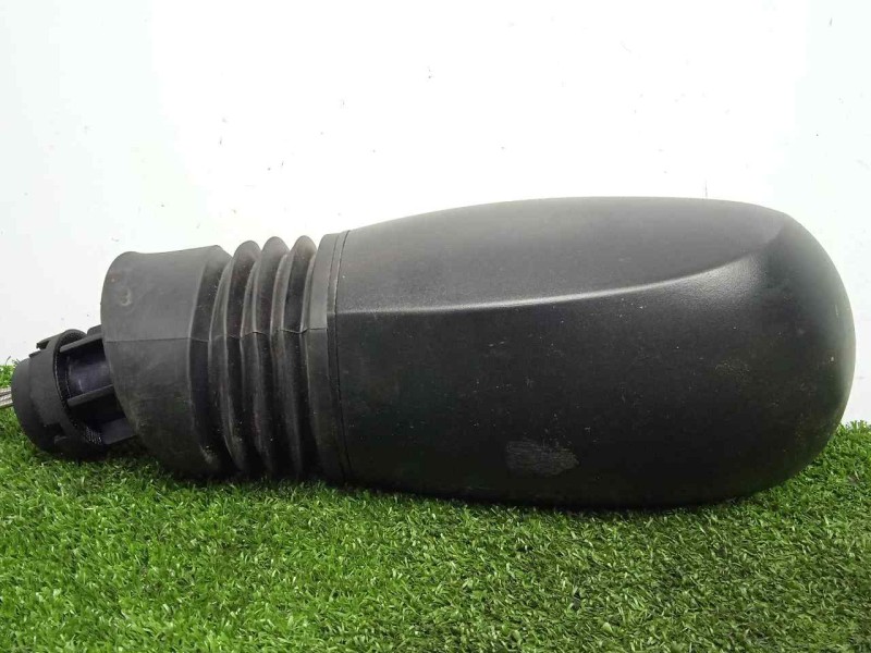 Recambio de retrovisor izquierdo para fiat punto berlina (188) 1.2 cat referencia OEM IAM  MANUAL NEGRO