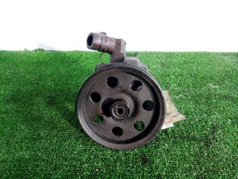 Recambio de bomba direccion para ford focus berlina (cak) 2.0 16v cat referencia OEM IAM   