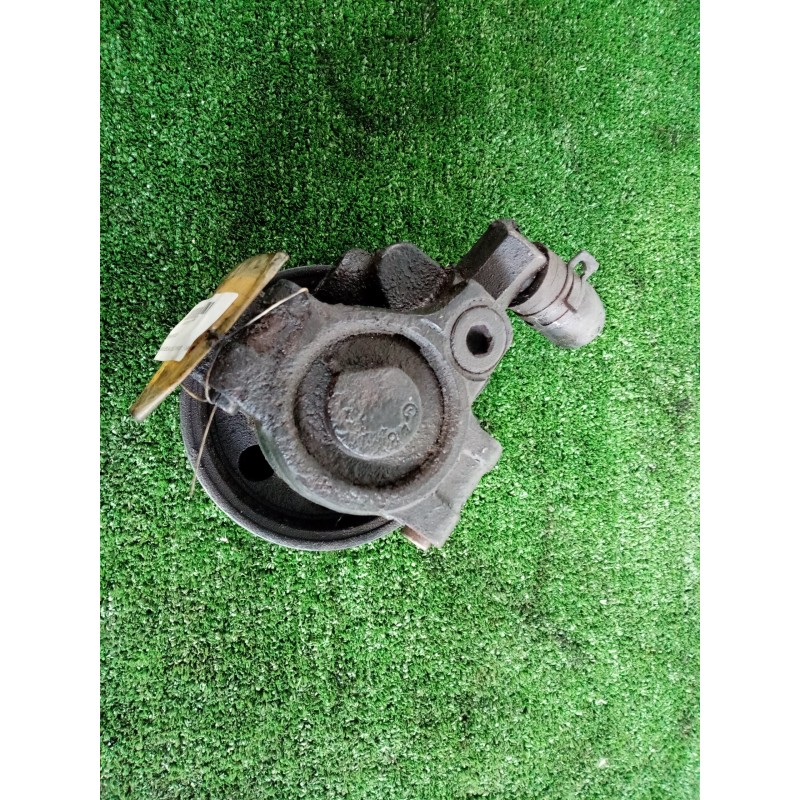 Recambio de bomba direccion para ford focus berlina (cak) 2.0 16v cat referencia OEM IAM   