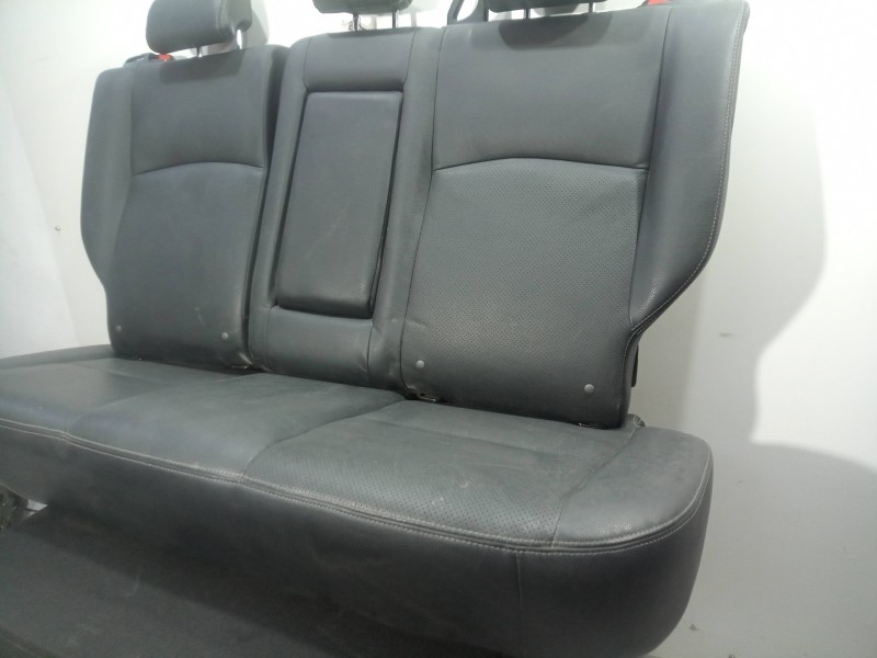 Recambio de asientos traseros para mitsubishi asx (ga0w) 2.2 di-d cat referencia OEM IAM  CUERO NEGRO 