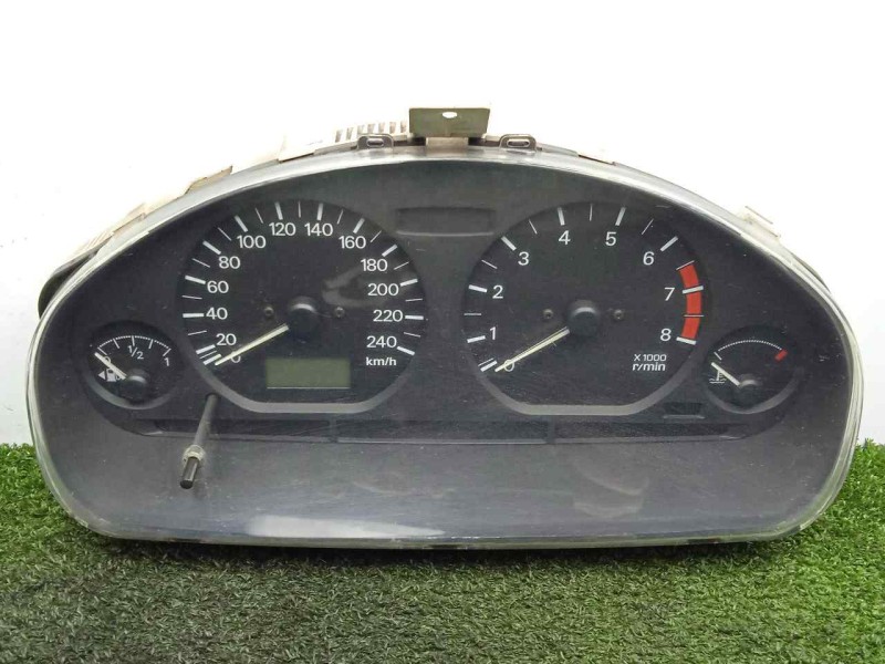 Recambio de cuadro instrumentos para mitsubishi carisma berina 5 (da0) 1.6 cat referencia OEM IAM MR381017  